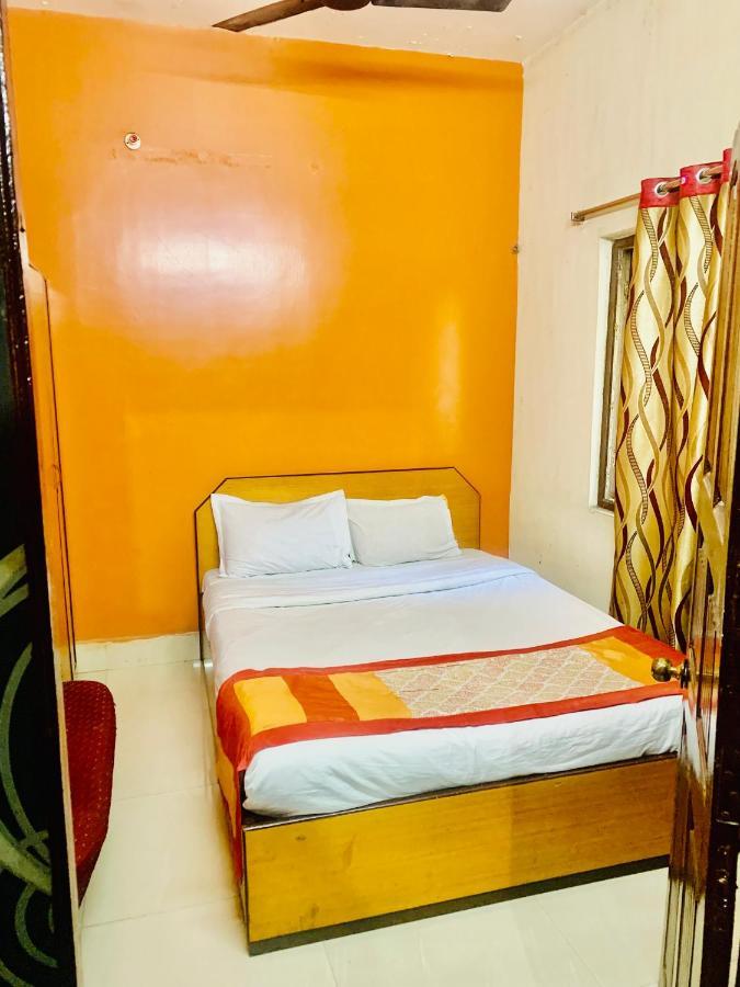 Bengal Guesthouse Kolkata Bagian luar foto