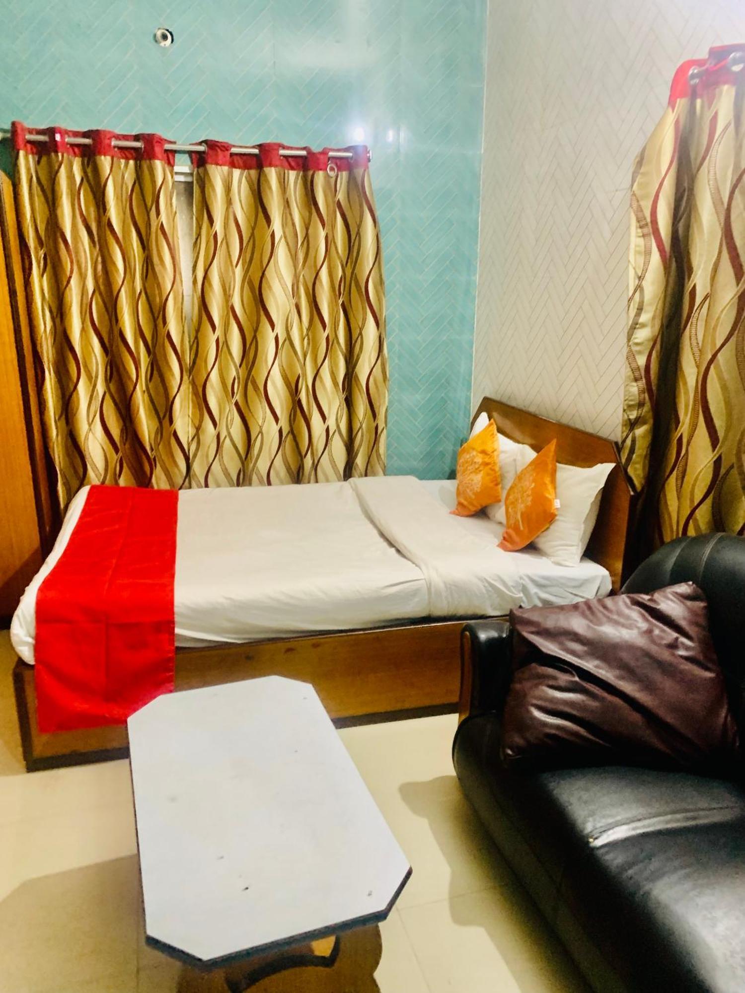 Bengal Guesthouse Kolkata Bagian luar foto
