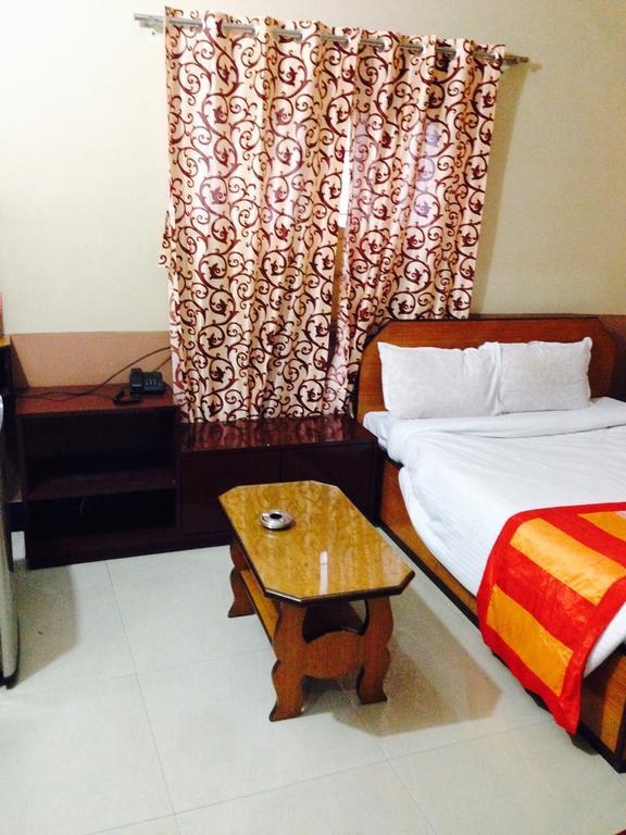 Bengal Guesthouse Kolkata Bagian luar foto
